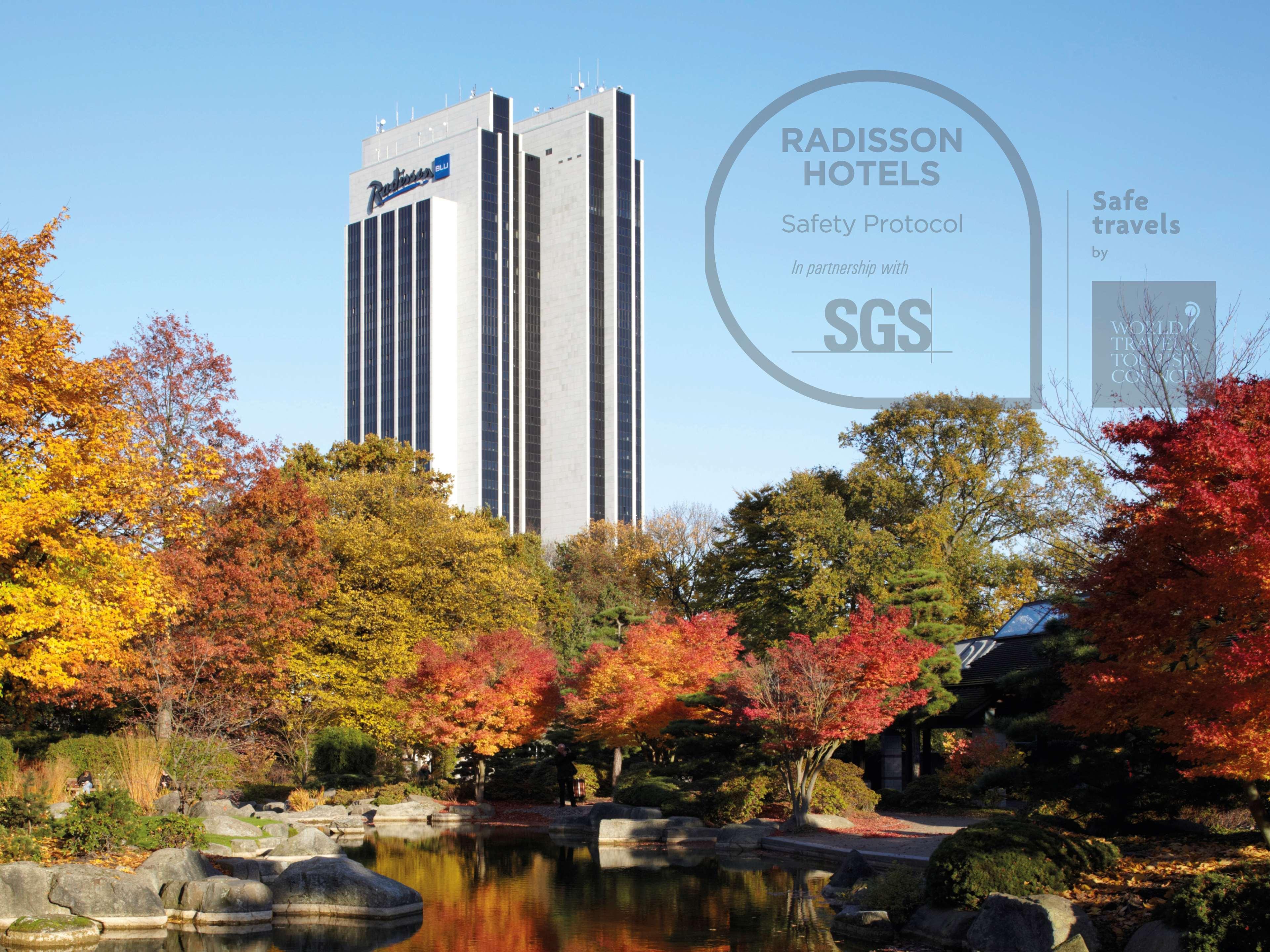 Radisson Blu Hotel, Хамбург Екстериор снимка