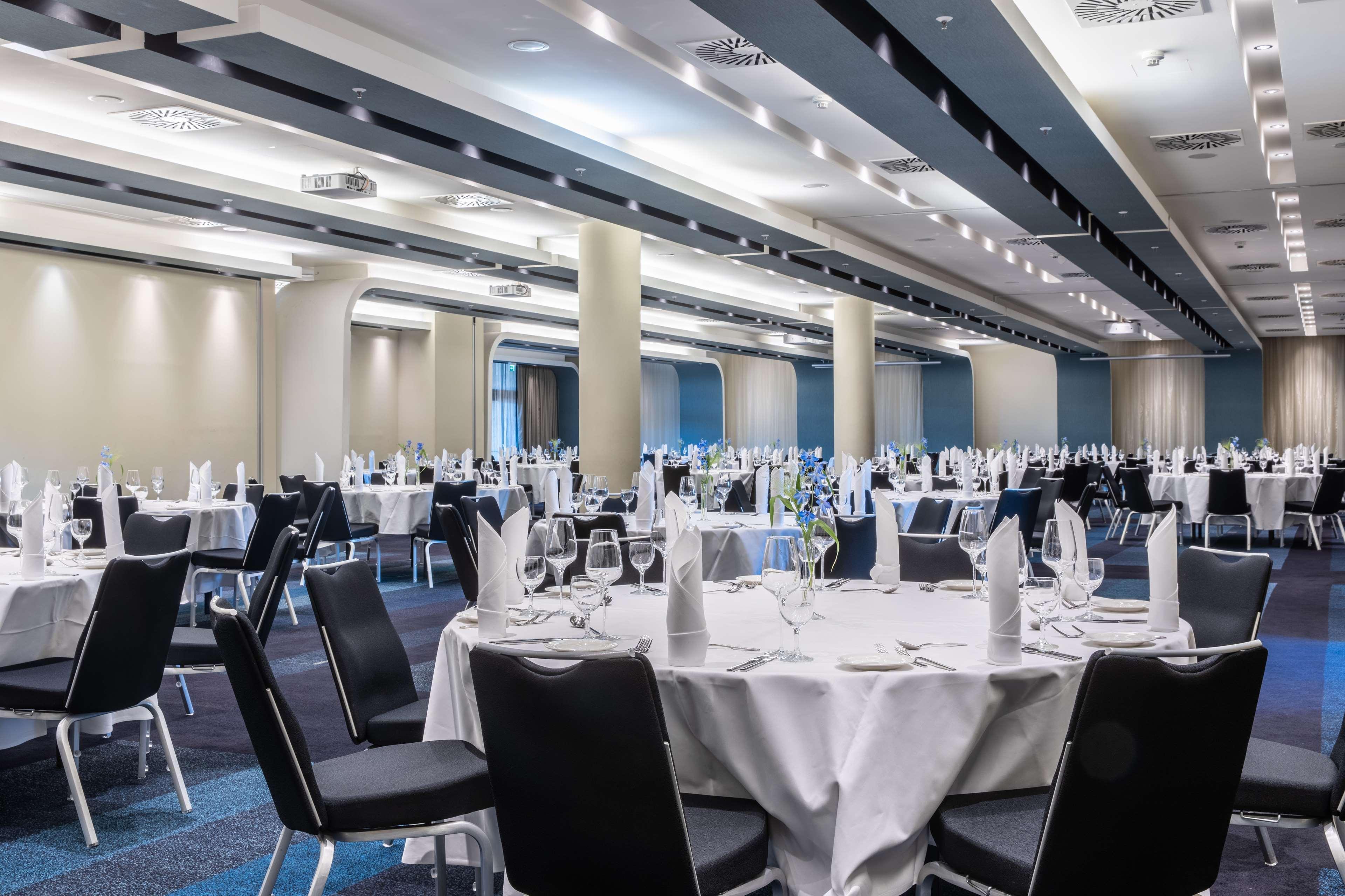 Radisson Blu Hotel, Хамбург Екстериор снимка