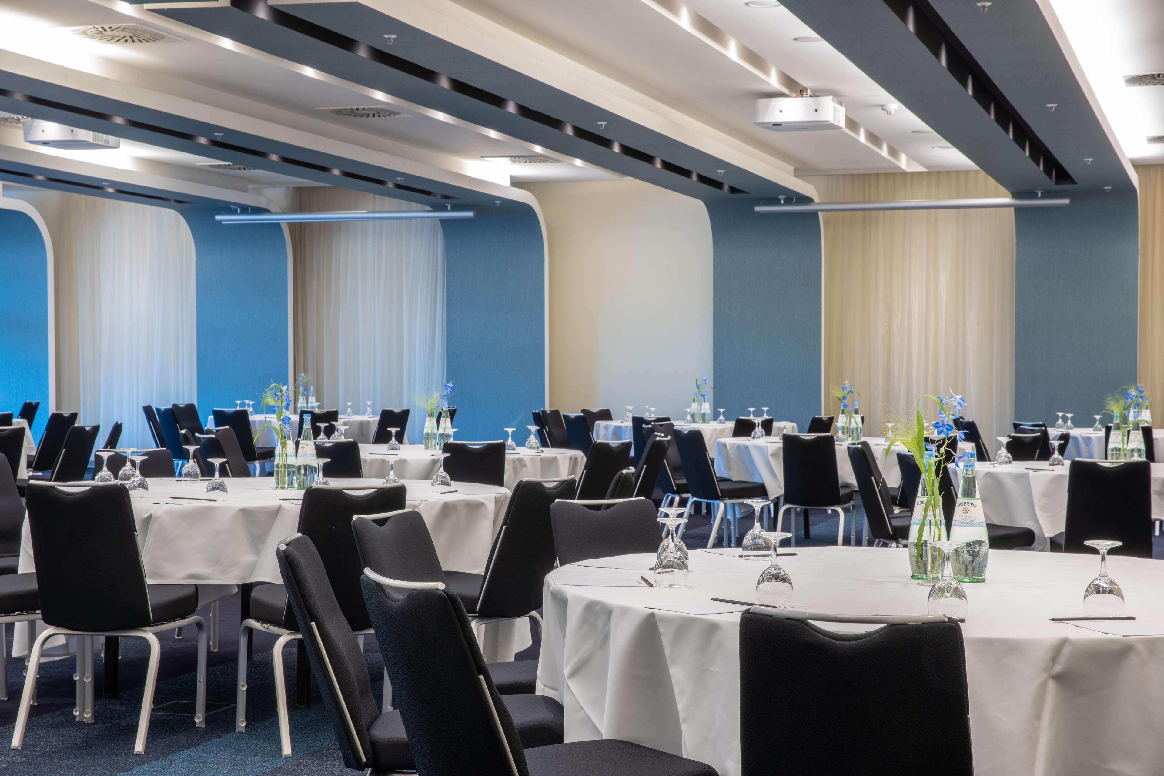 Radisson Blu Hotel, Хамбург Екстериор снимка