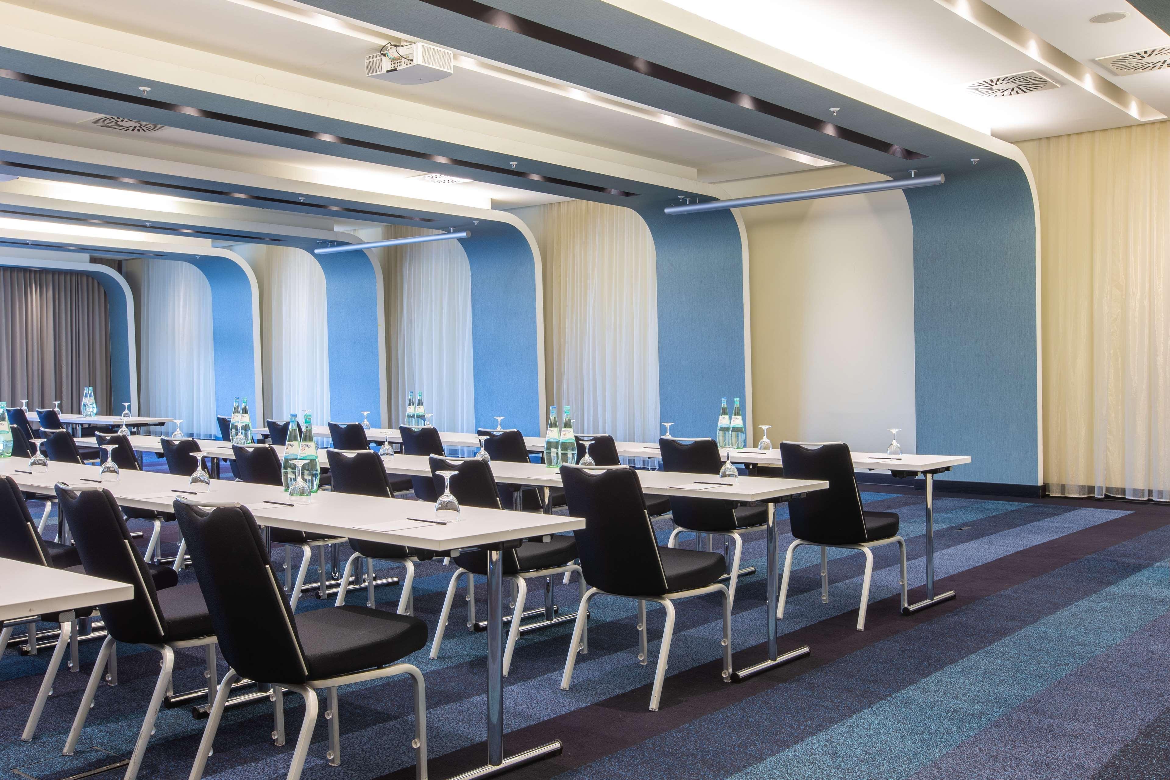 Radisson Blu Hotel, Хамбург Екстериор снимка