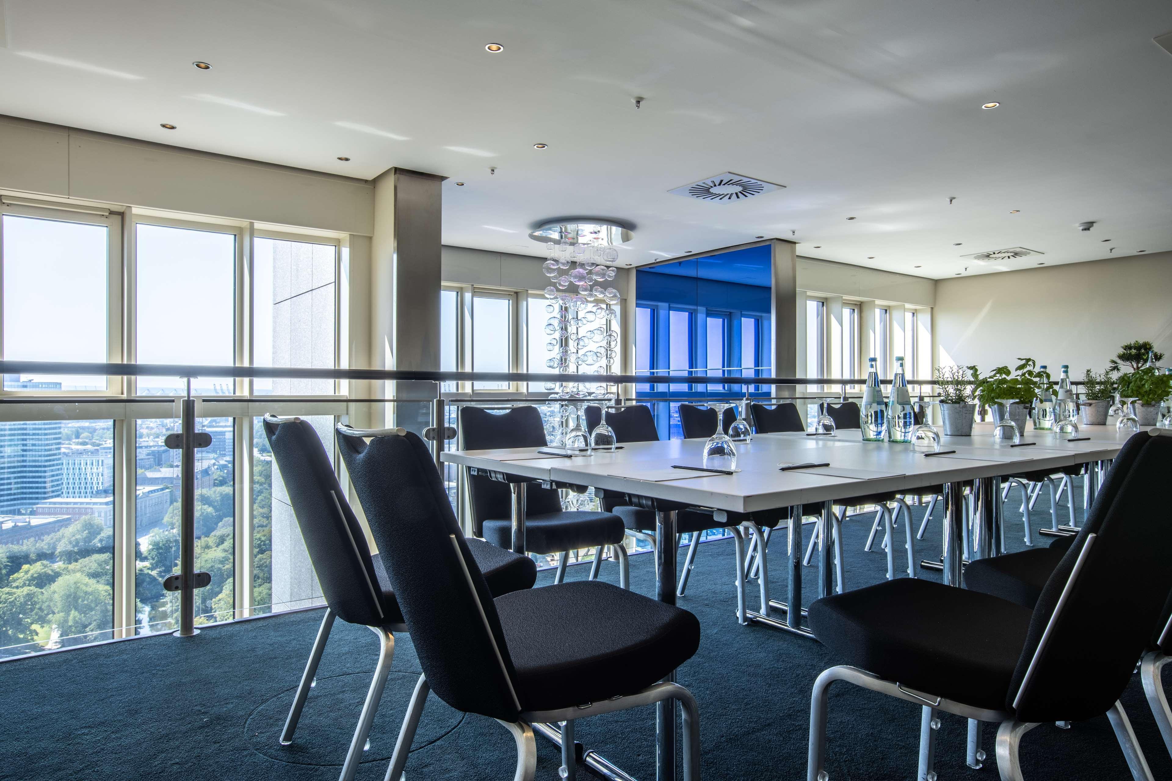 Radisson Blu Hotel, Хамбург Екстериор снимка