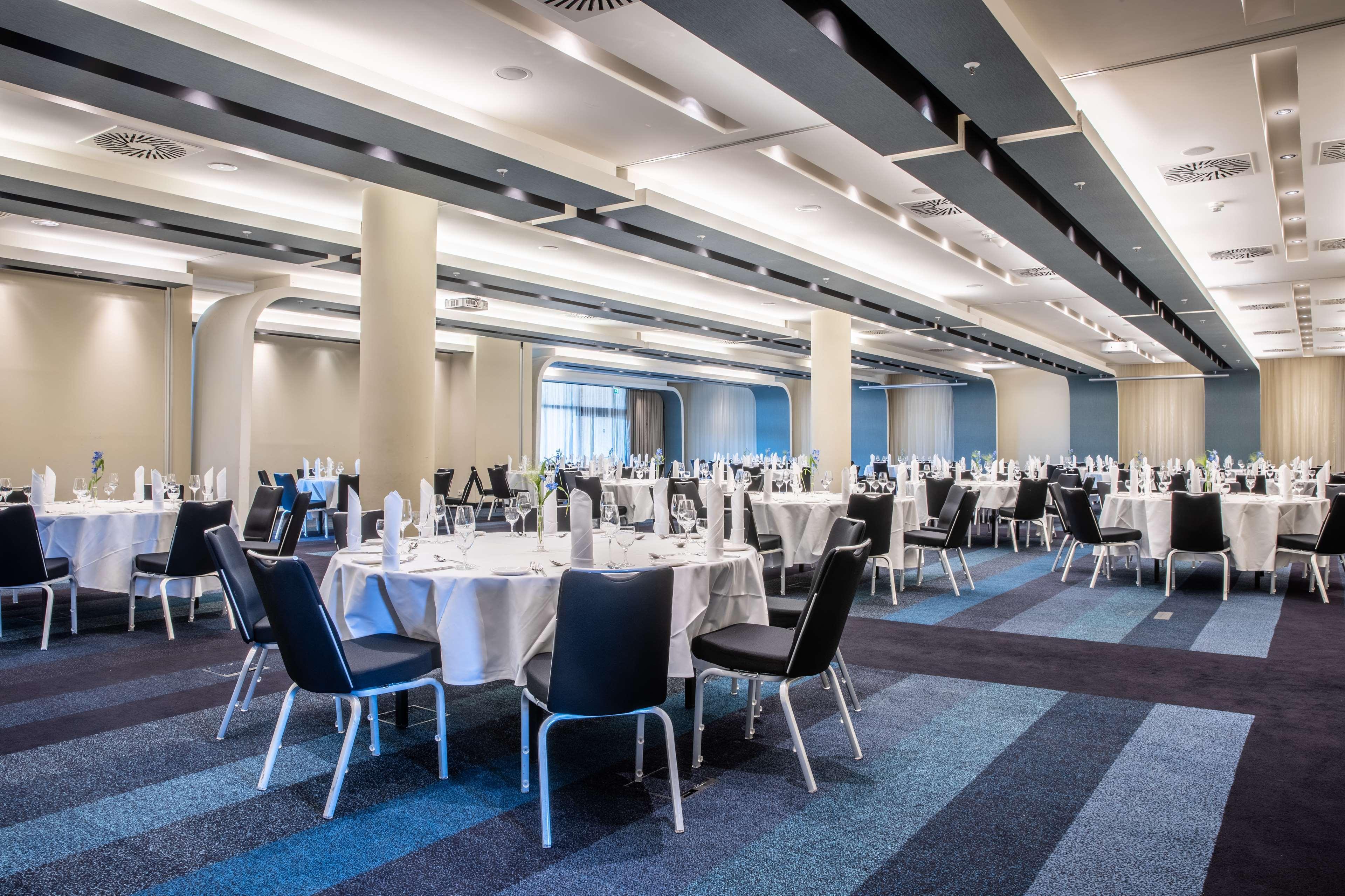 Radisson Blu Hotel, Хамбург Екстериор снимка