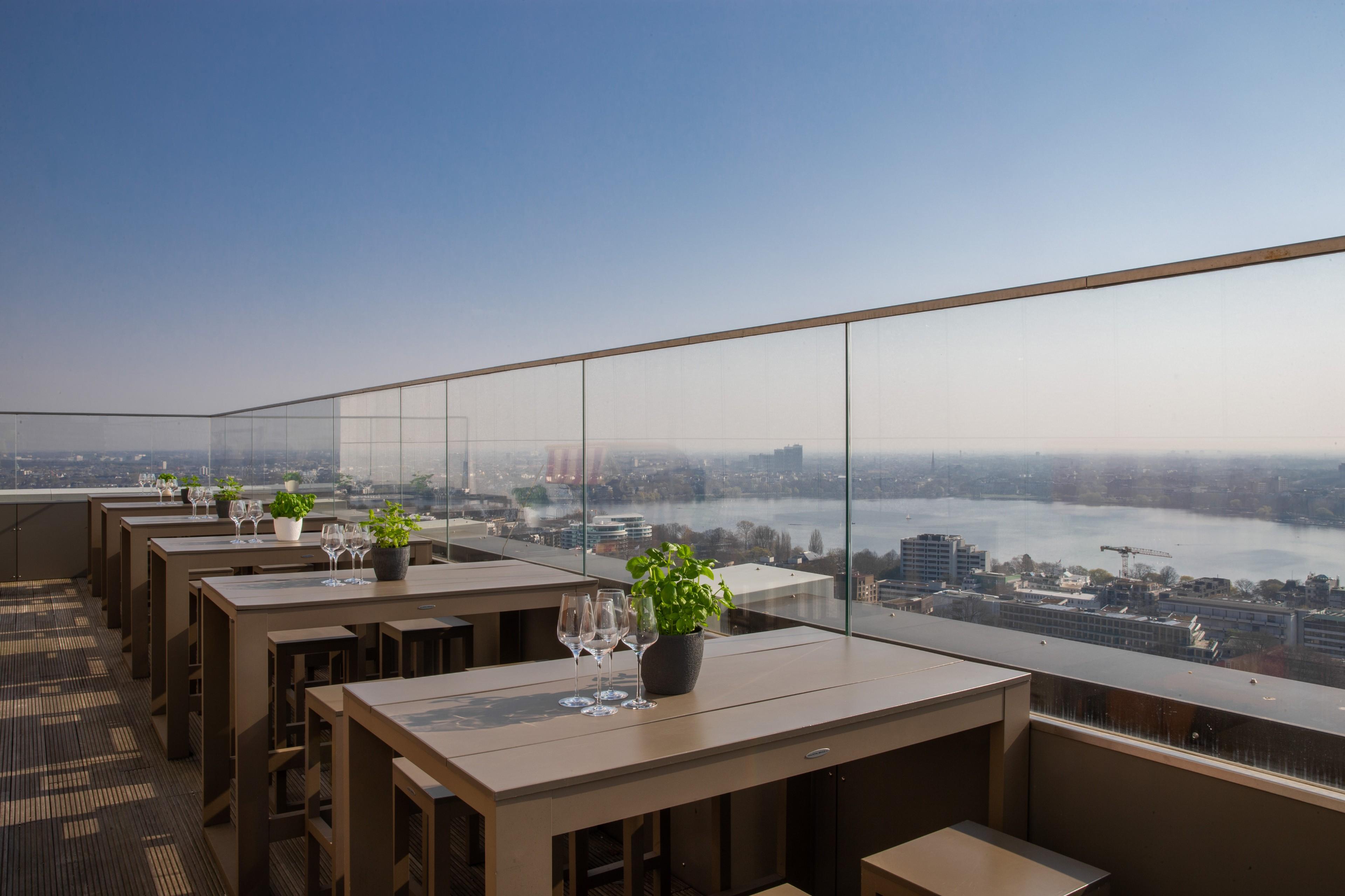 Radisson Blu Hotel, Хамбург Екстериор снимка