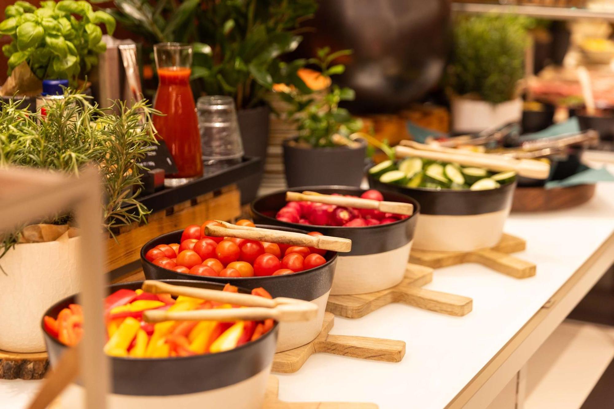 Radisson Blu Hotel, Хамбург Екстериор снимка